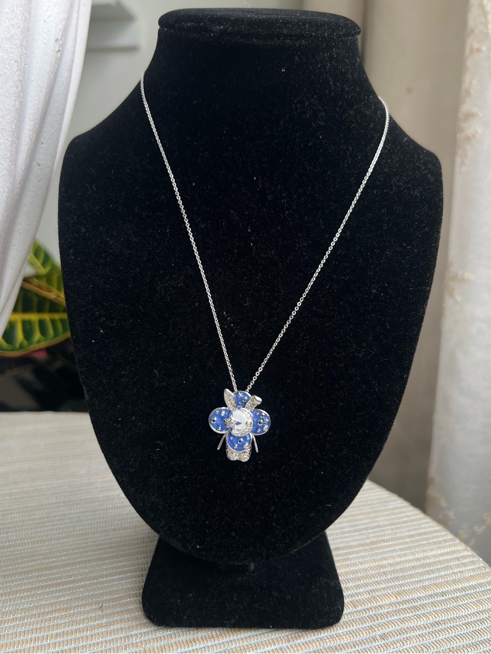 🩷-Silver and Blue Crystal constellation flower rabbit Pendant Necklace
